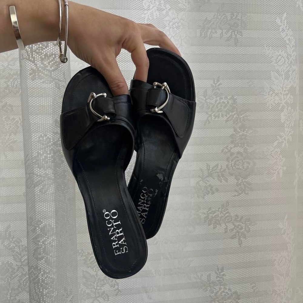 Franco Sarto kitten heels